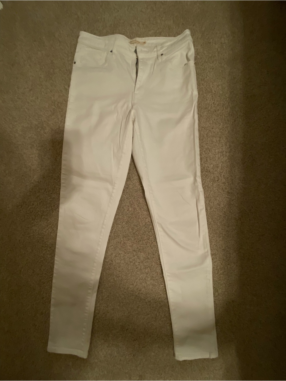 Levi's White Skinny Jeans - Slim Fit